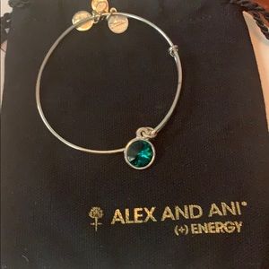 Alex&Ani silver bangle with emerald stone & pouch